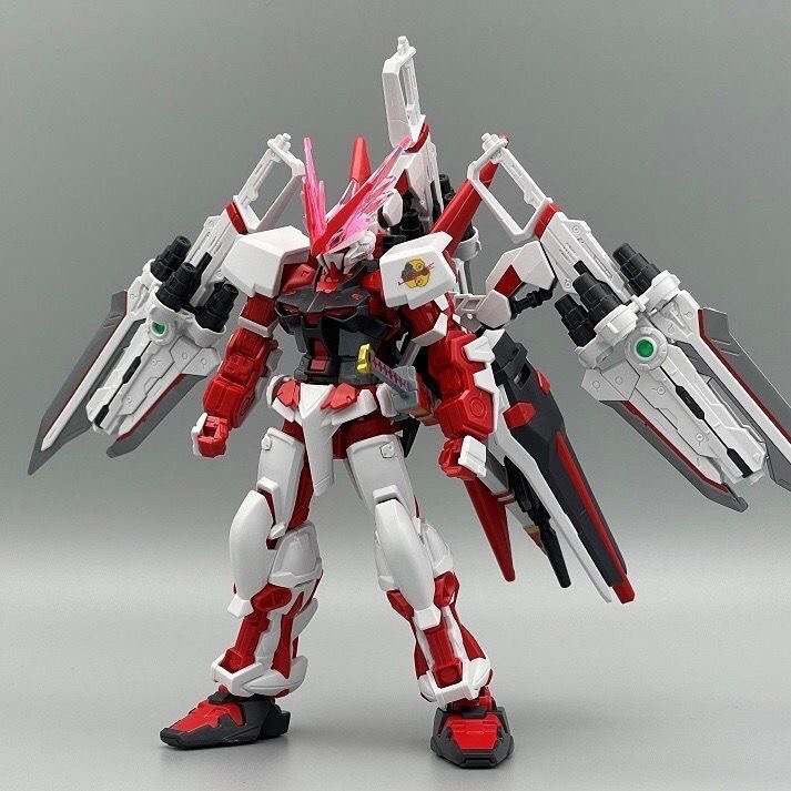 Astray Red Frame Gundam Bausat – Model Kit Frame Bewertung und Preis