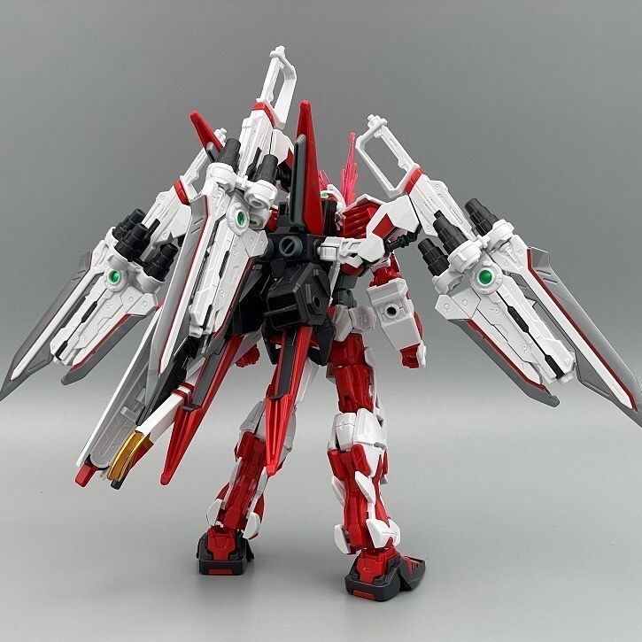 Astray Red Frame Gundam Bausat – Model Kit Frame Bewertung und Preis